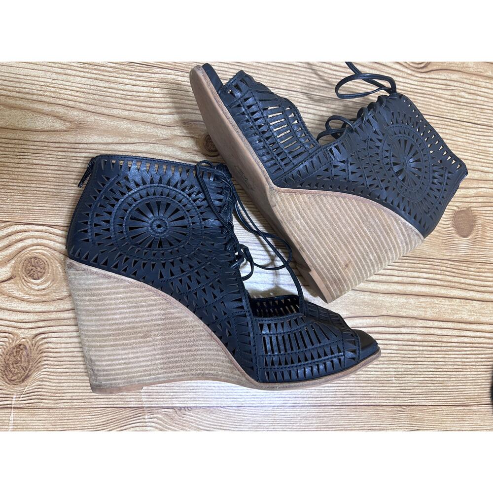Jeffrey Campbell Black Leather Laser Cut Lace-Up Wedge Sandals 9.5 Boho Festival - Picture 6 of 9